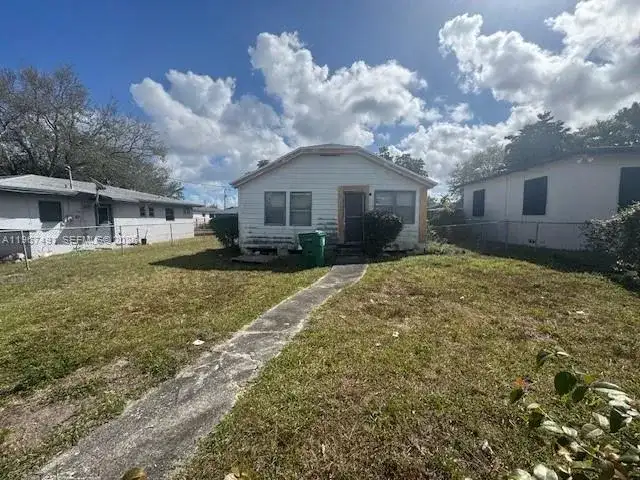1244 NW 68th Ter, Miami FL 33147 photo 2