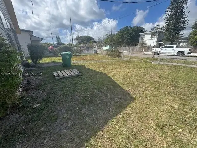 1244 NW 68th Ter, Miami FL 33147 photo 5