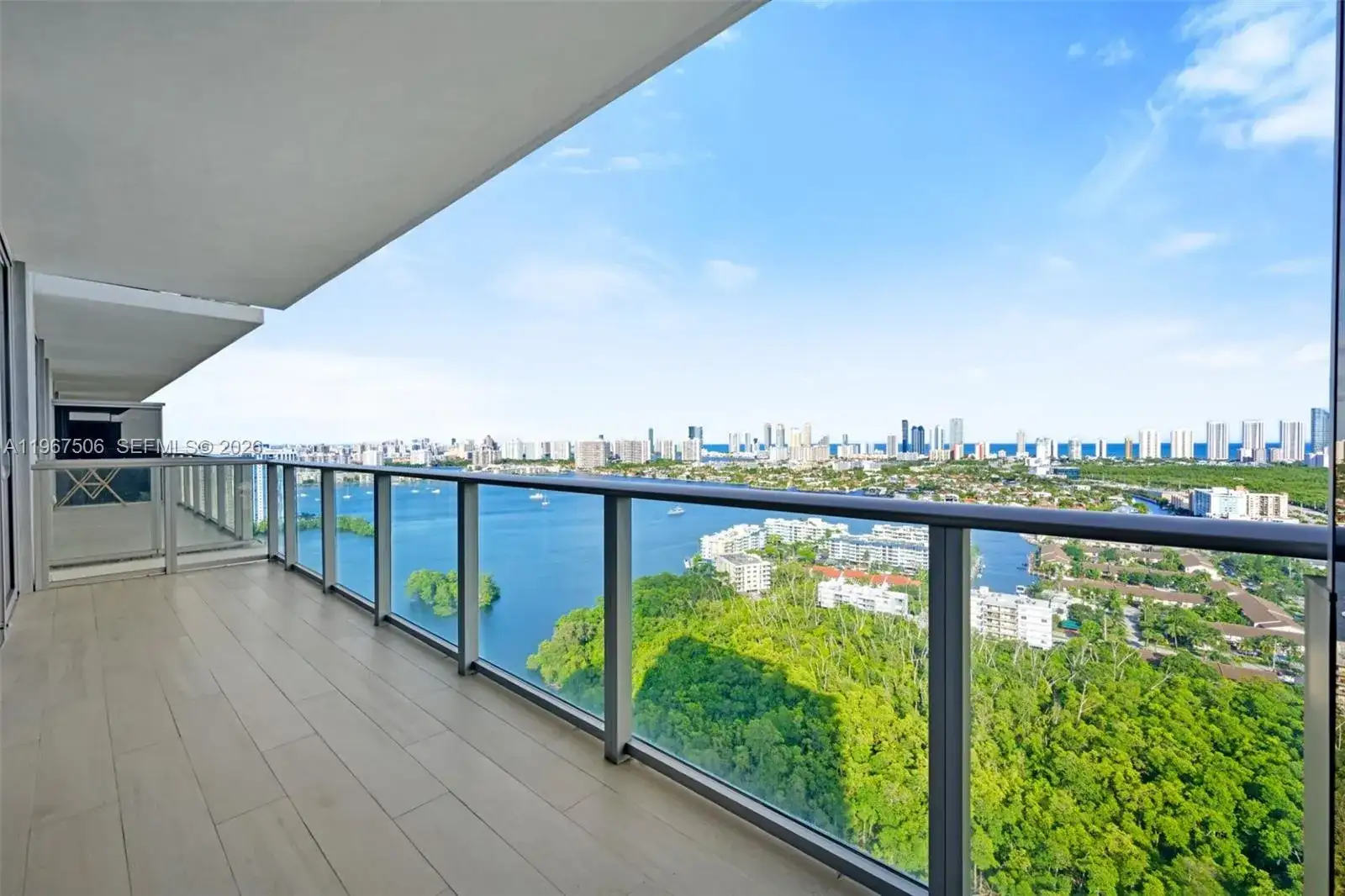 16385 Biscayne Blvd # 3020, North Miami Beach FL 33160 photo 2