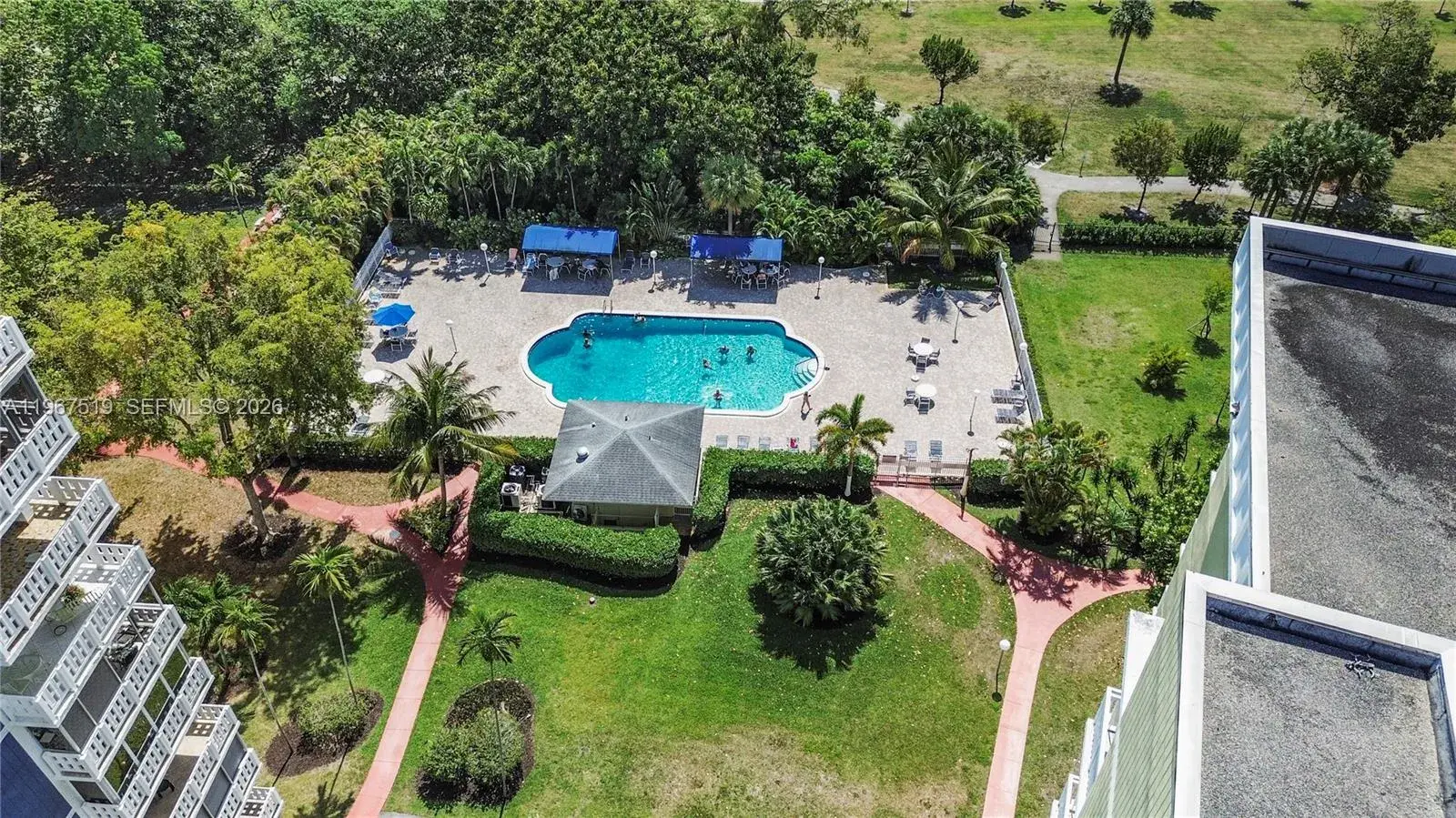 4400 Hillcrest Dr # 720C, Hollywood FL 33021
