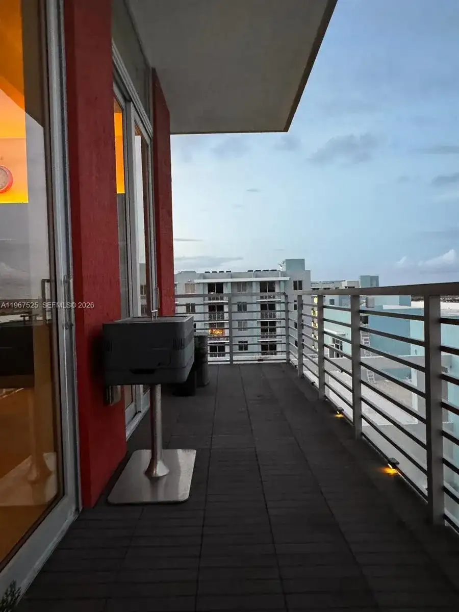 7875 NW 107th Ave # 812, Doral FL 33178 photo 3