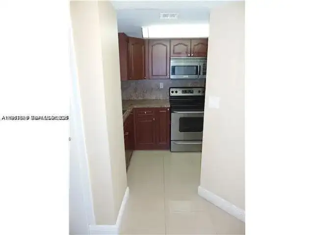 8335 SW 152 AV # 308, Miami FL 33193 photo 2