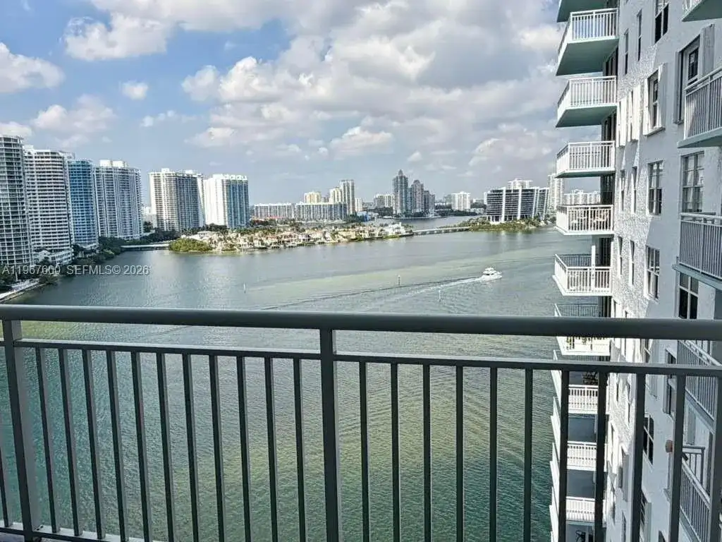 301 174th St # 1901, Sunny Isles Beach FL 33160 photo 3