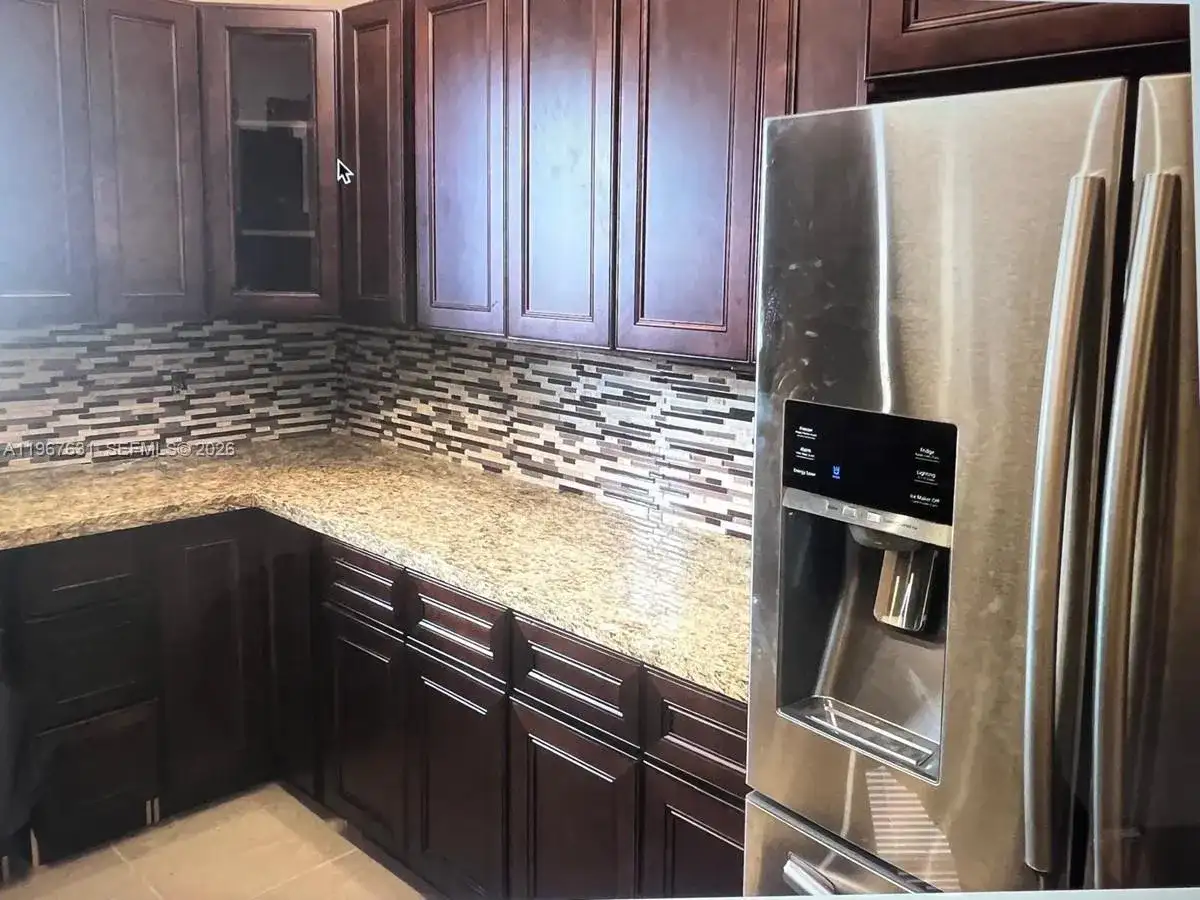 735 NE 152nd St, Miami FL 33162 photo 5