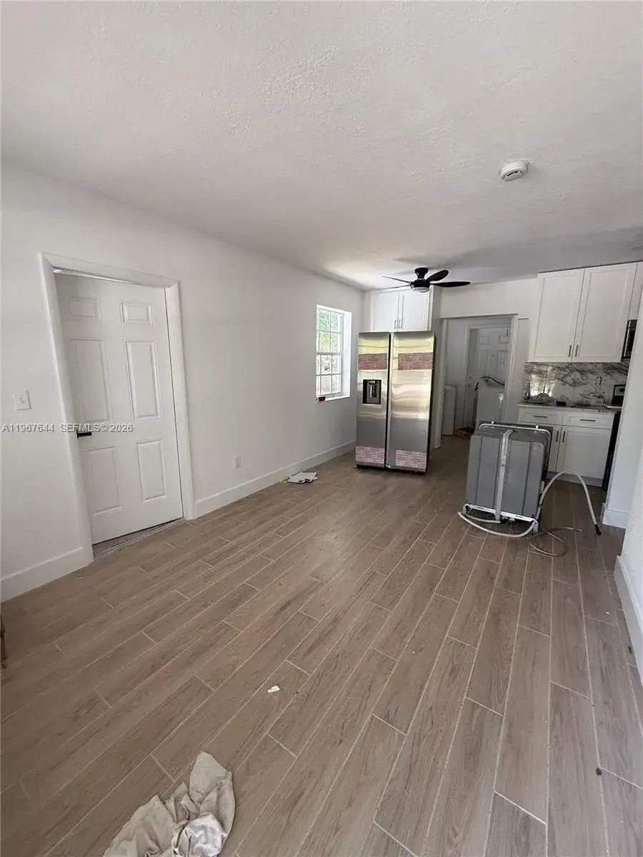 5264 NE 15th Ave, Pompano Beach FL 33064 photo 3
