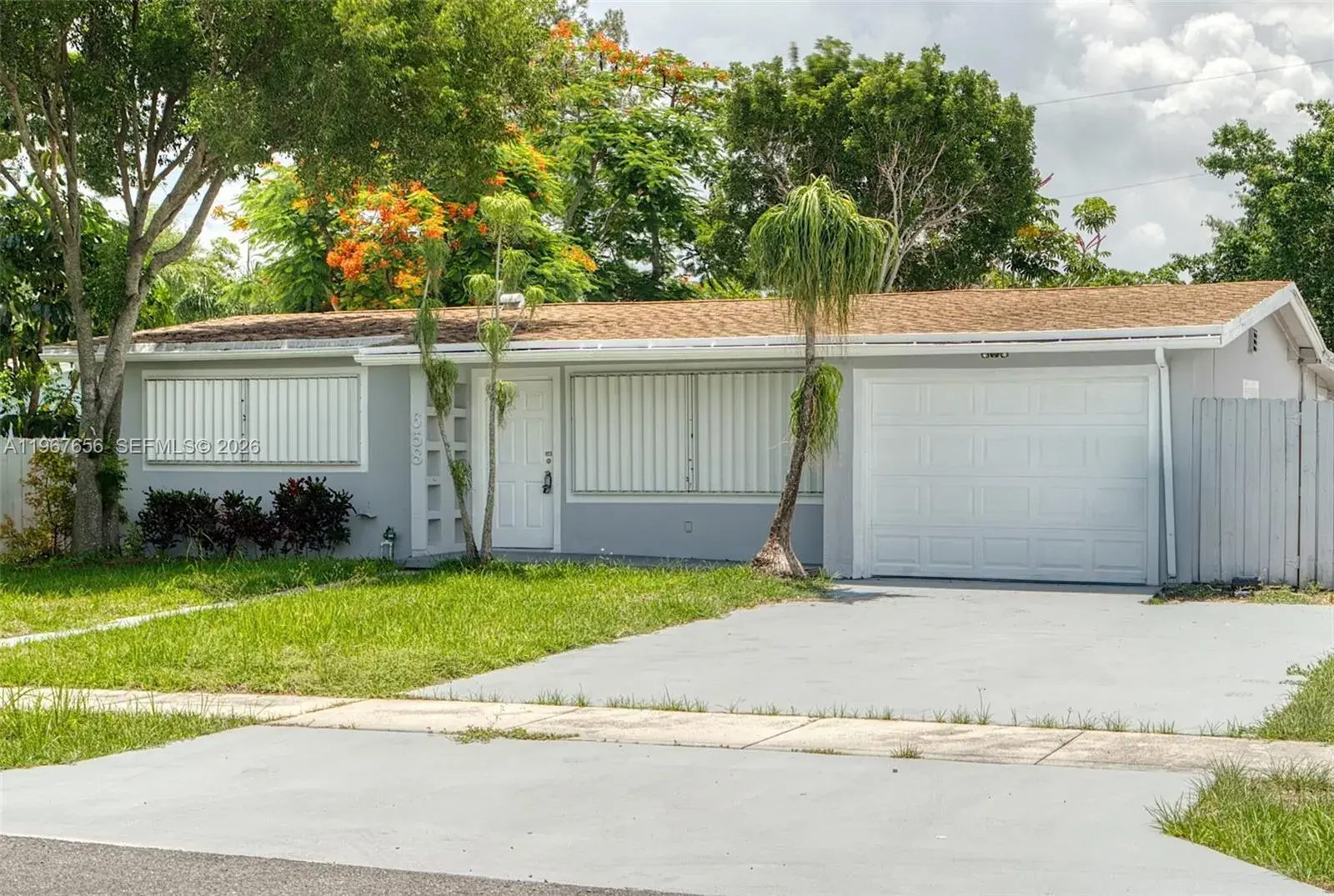 658 SW 1st Ct, Boynton Beach FL 33426