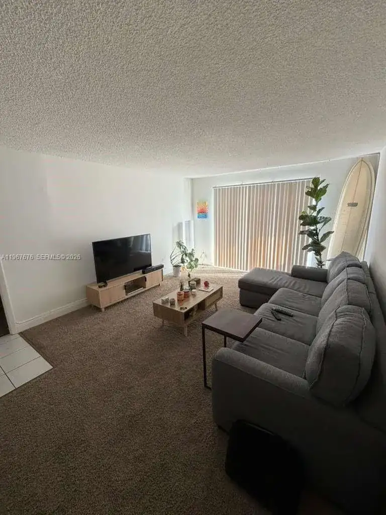 488 NW 165th St Rd # 614, Miami FL 33169 photo 2
