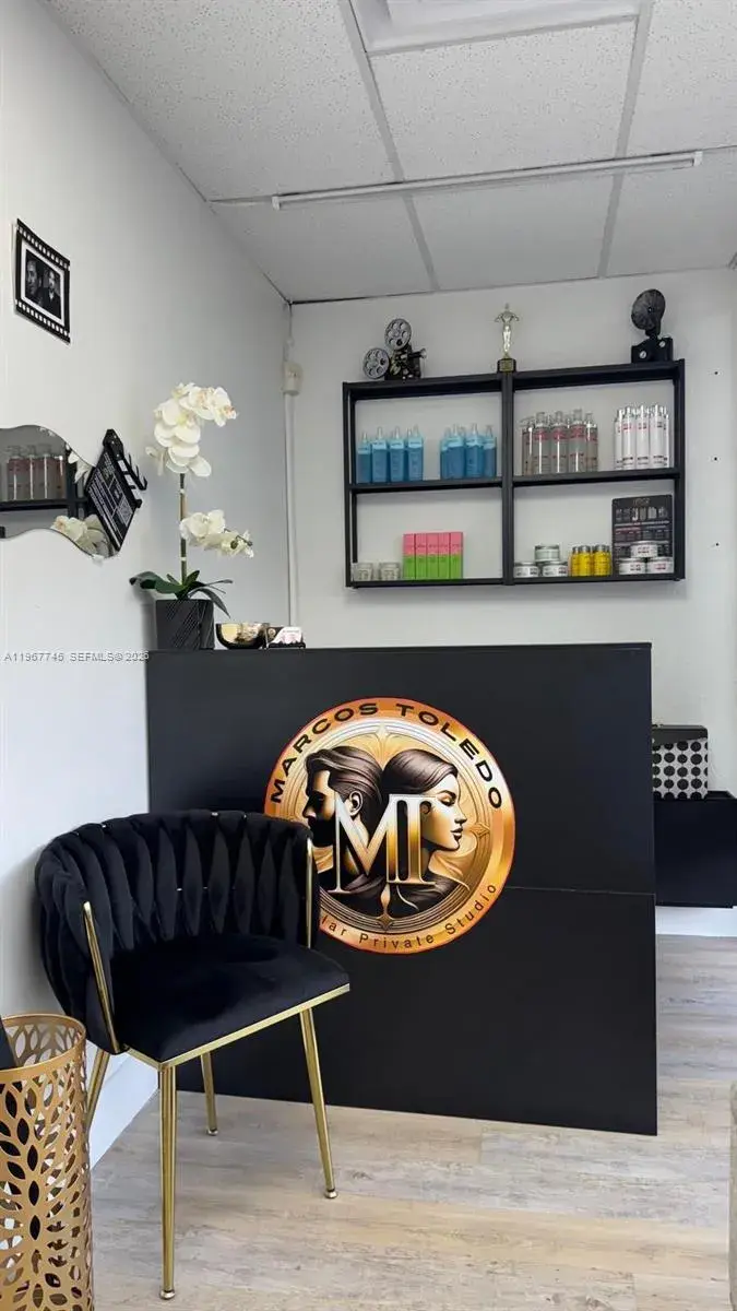 213 Park Blvd, Miami FL 33126