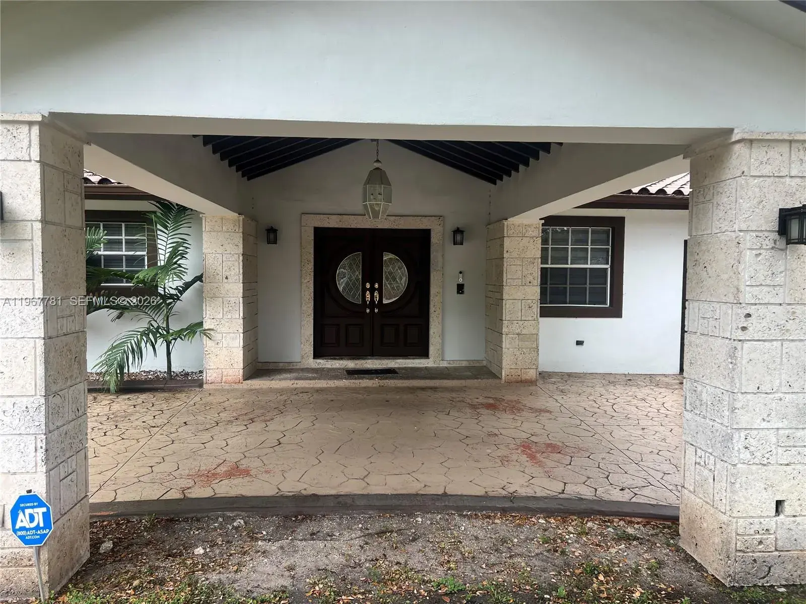 6284 SW 26th St, Miami FL 33155