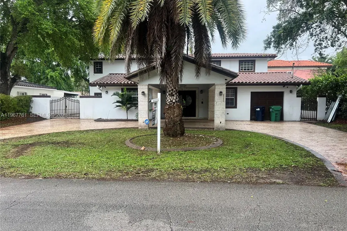 6284 SW 26th St, Miami FL 33155