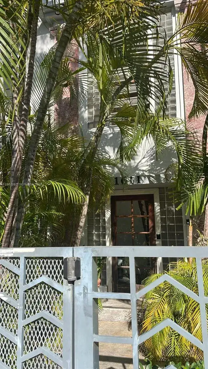 1611 Euclid Ave # 3, Miami Beach FL 33139 photo 2
