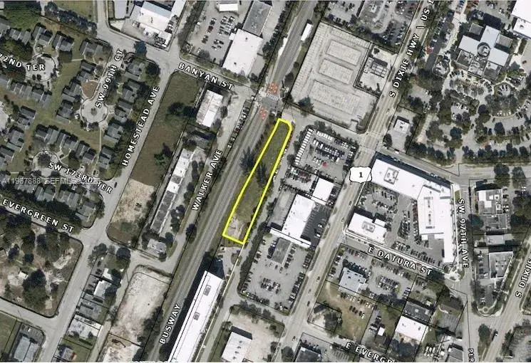 28,000 Square Feet Of Vacant Land Available For Sale, Palmetto Bay FL 33157 photo 2
