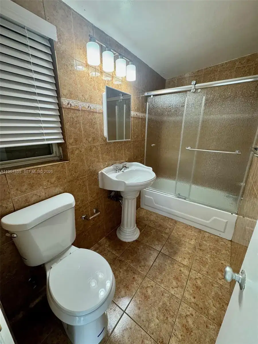 104 Commercial Blvd # 4, Lauderdale By The Sea FL 33308 photo 5