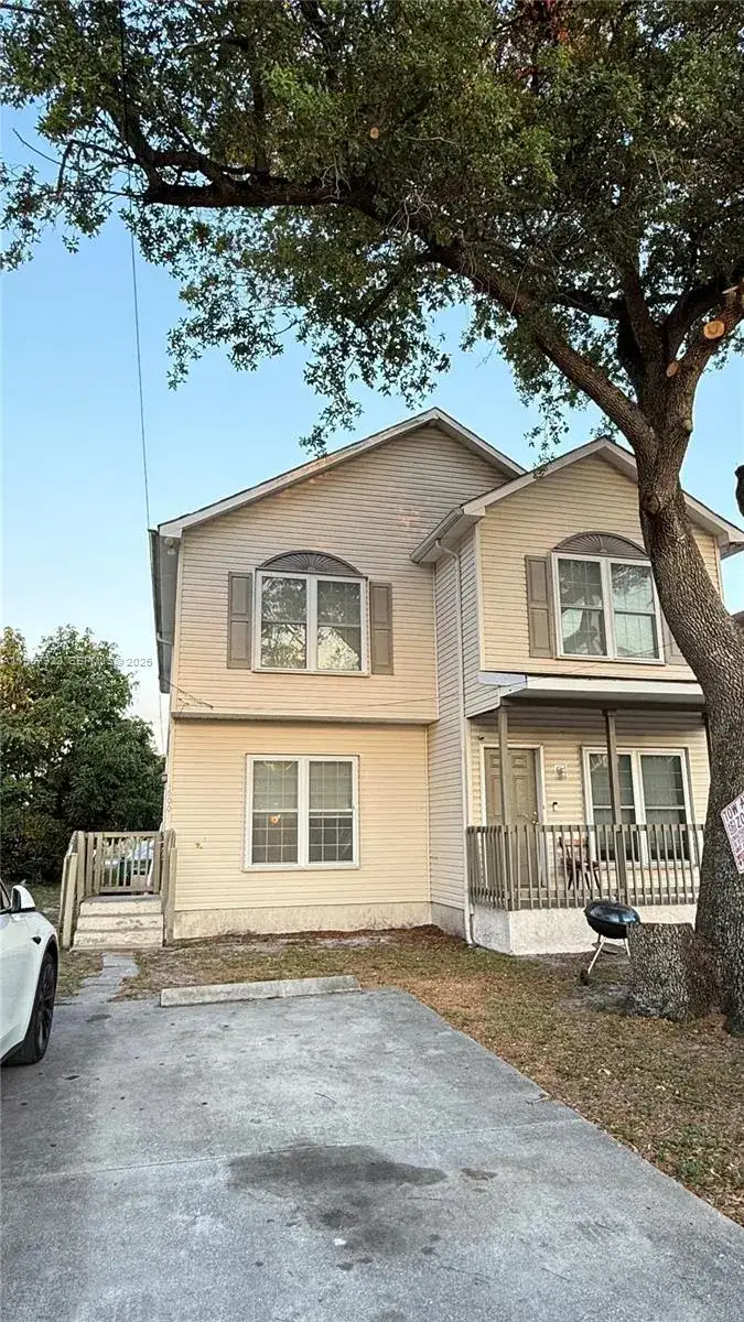 1600 SW 44th Ave, Fort Lauderdale FL 33317