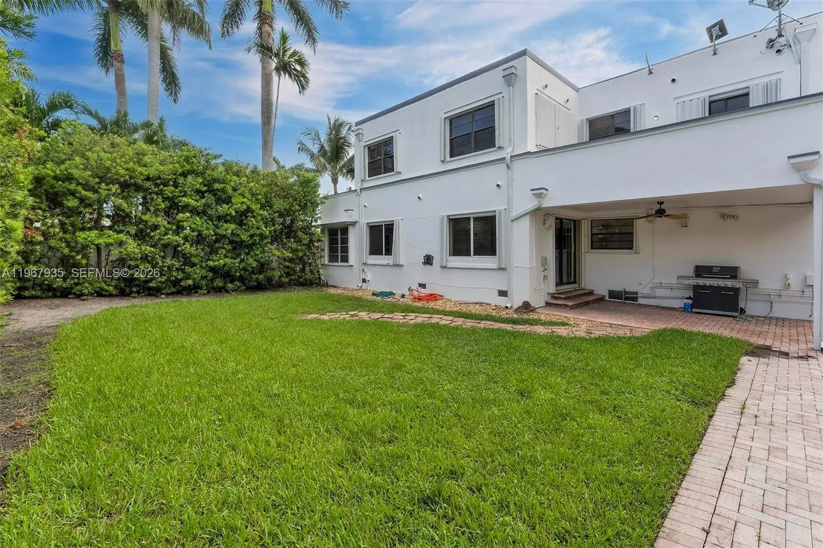 1255 Jackson St # 1255, Hollywood FL 33019