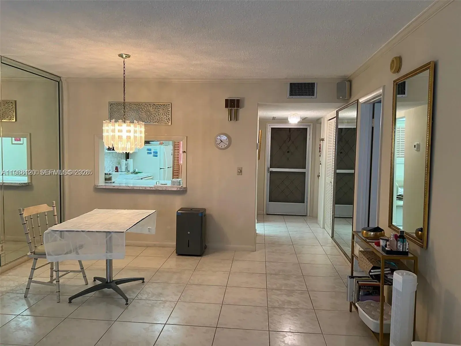 215 SE 3rd Ave # D, Hallandale Beach FL 33009