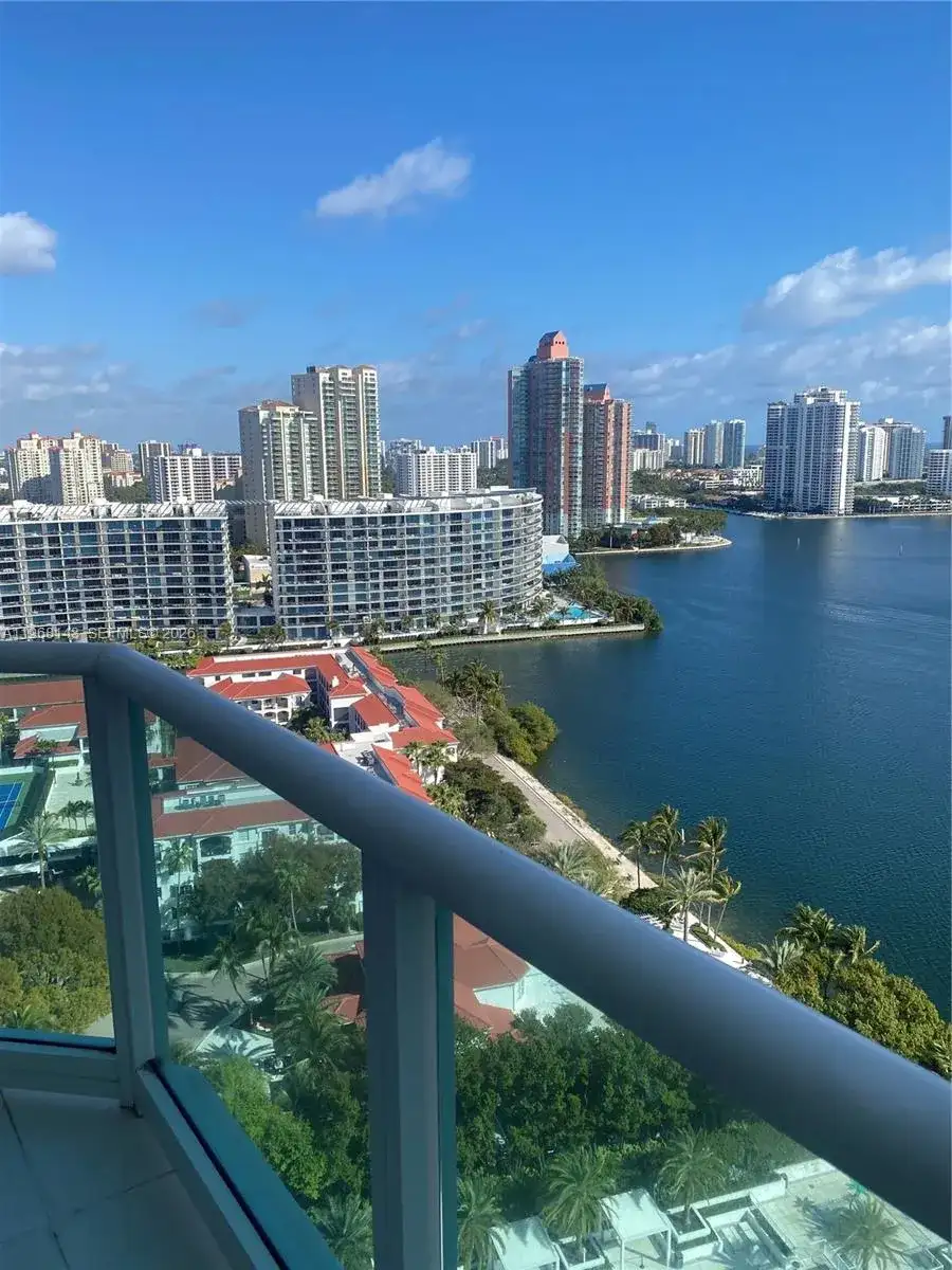 3301 NE 183 Street # 2209, Aventura FL 33160 photo 2