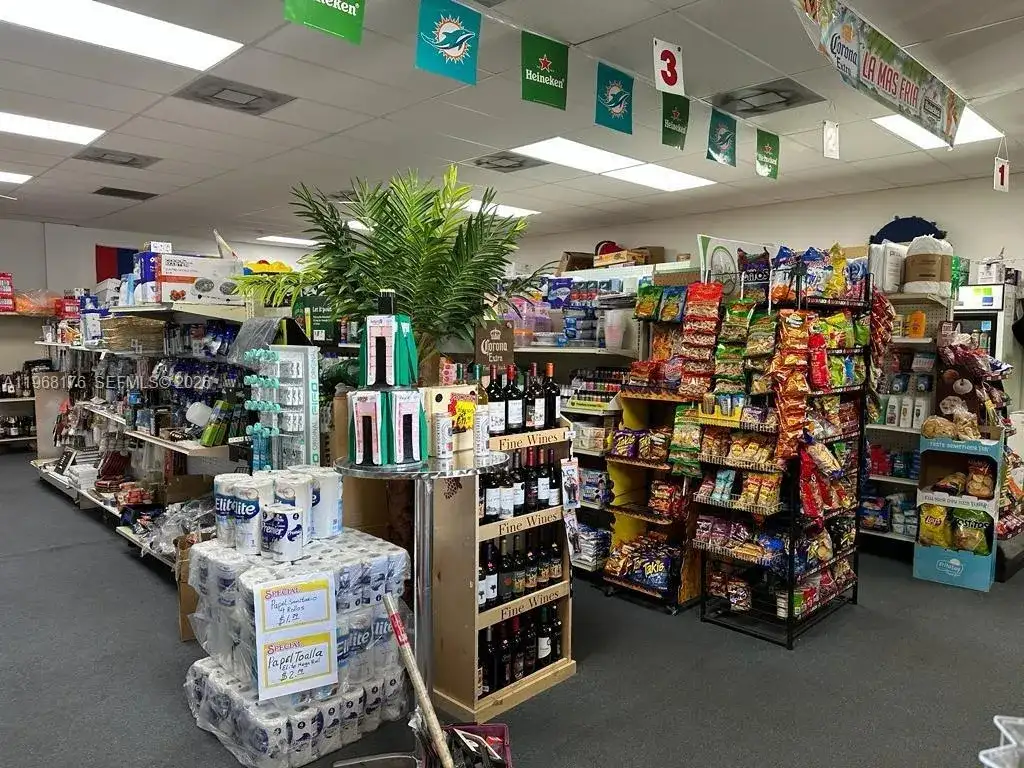 10940 W Flagler st, Miami FL 33174 photo 4