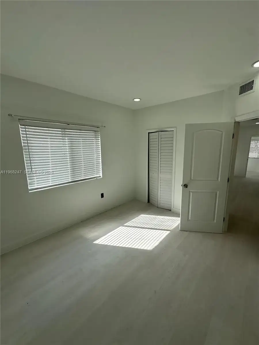 109 NW 6th Ave # 5, Miami FL 33128 photo 4
