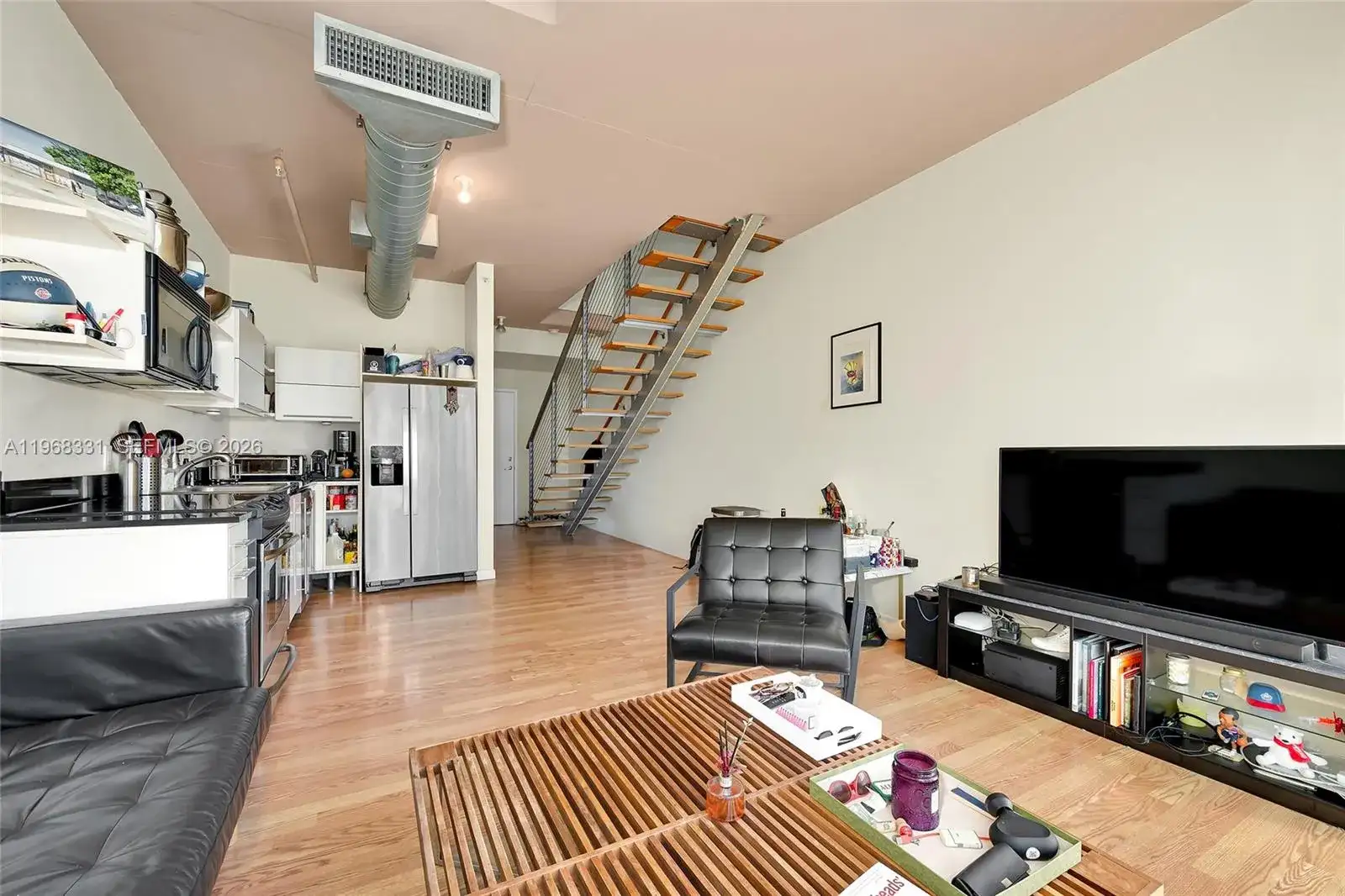 690 SW 1st Ct # 1504, Miami FL 33130 photo 2