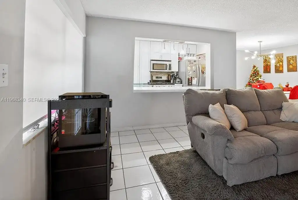 20311 NE 2nd Ave # 15, Miami FL 33179 photo 5