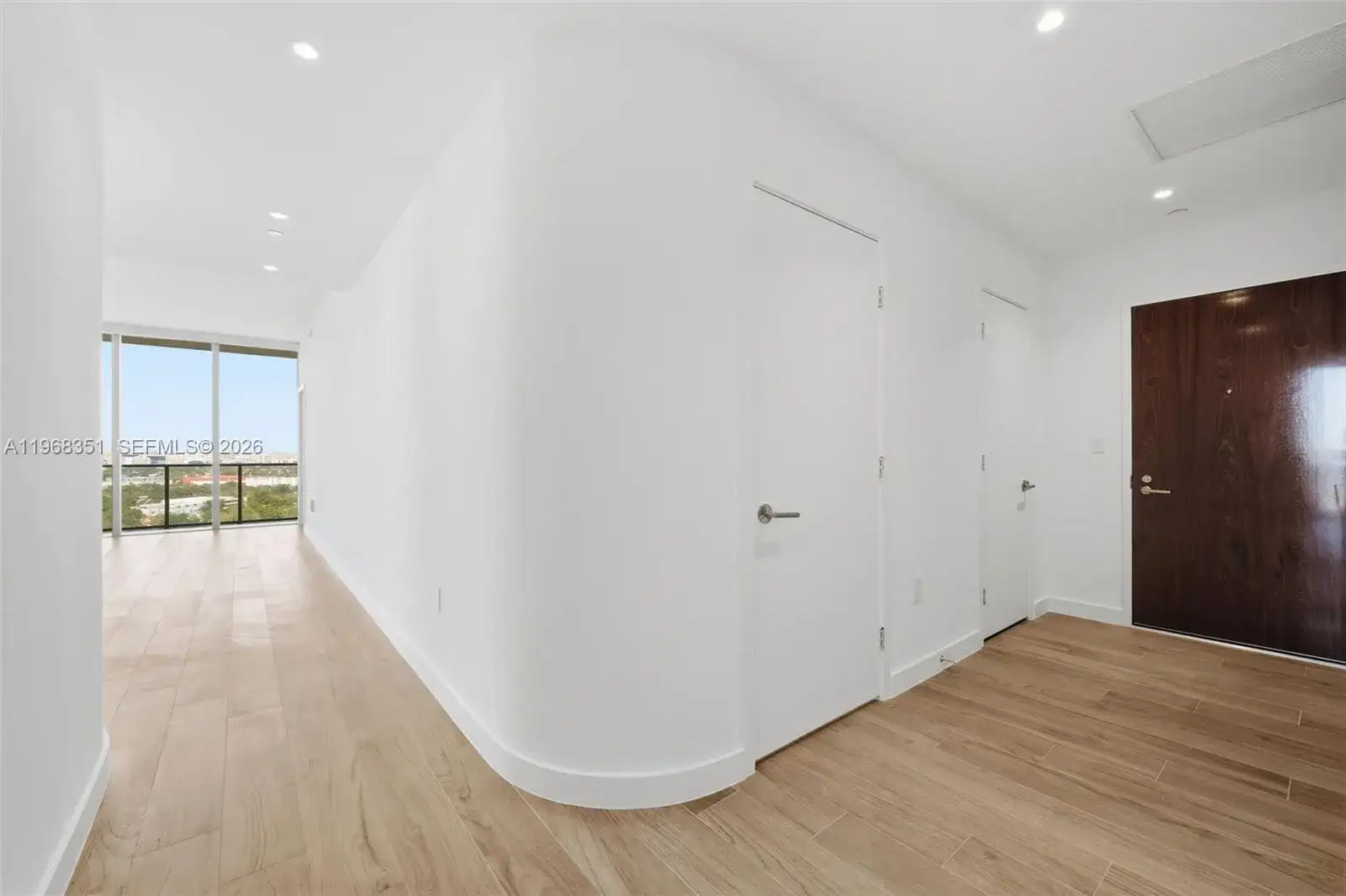 2678 Tigertail Ave # 1501, Coconut Grove FL 33133 photo 2