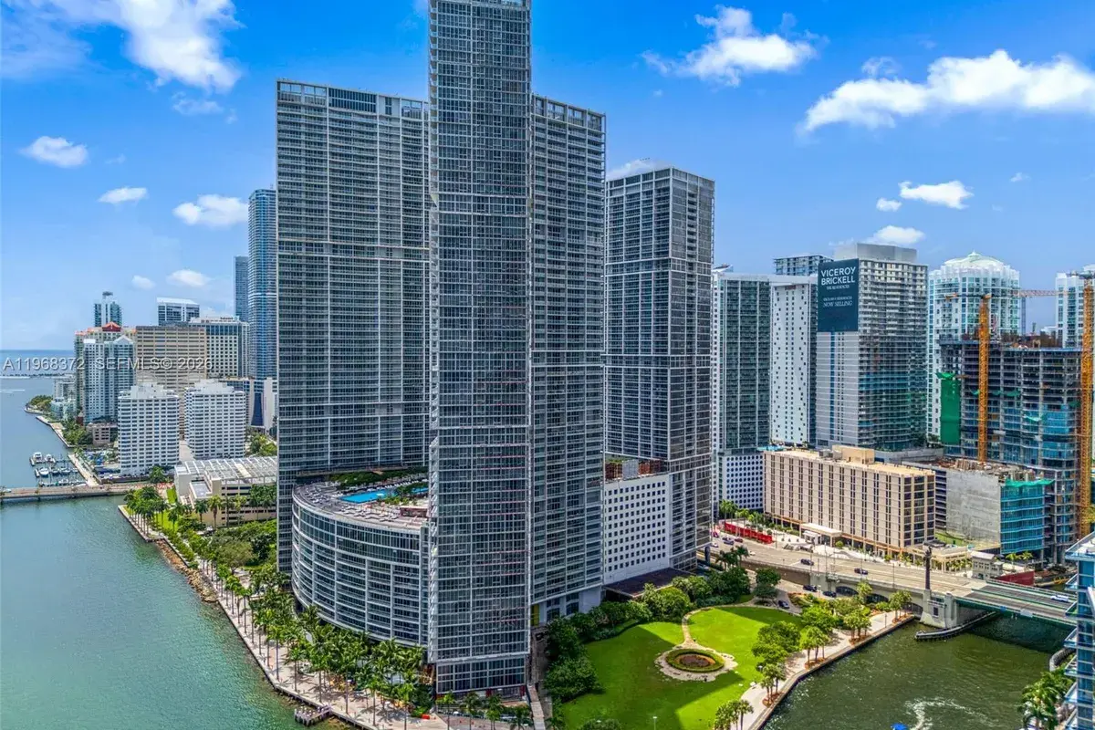 495 Brickell Ave # 905, Miami FL 33131