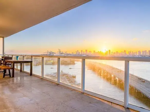 450 Alton Rd # 1202, Miami Beach FL 33139
