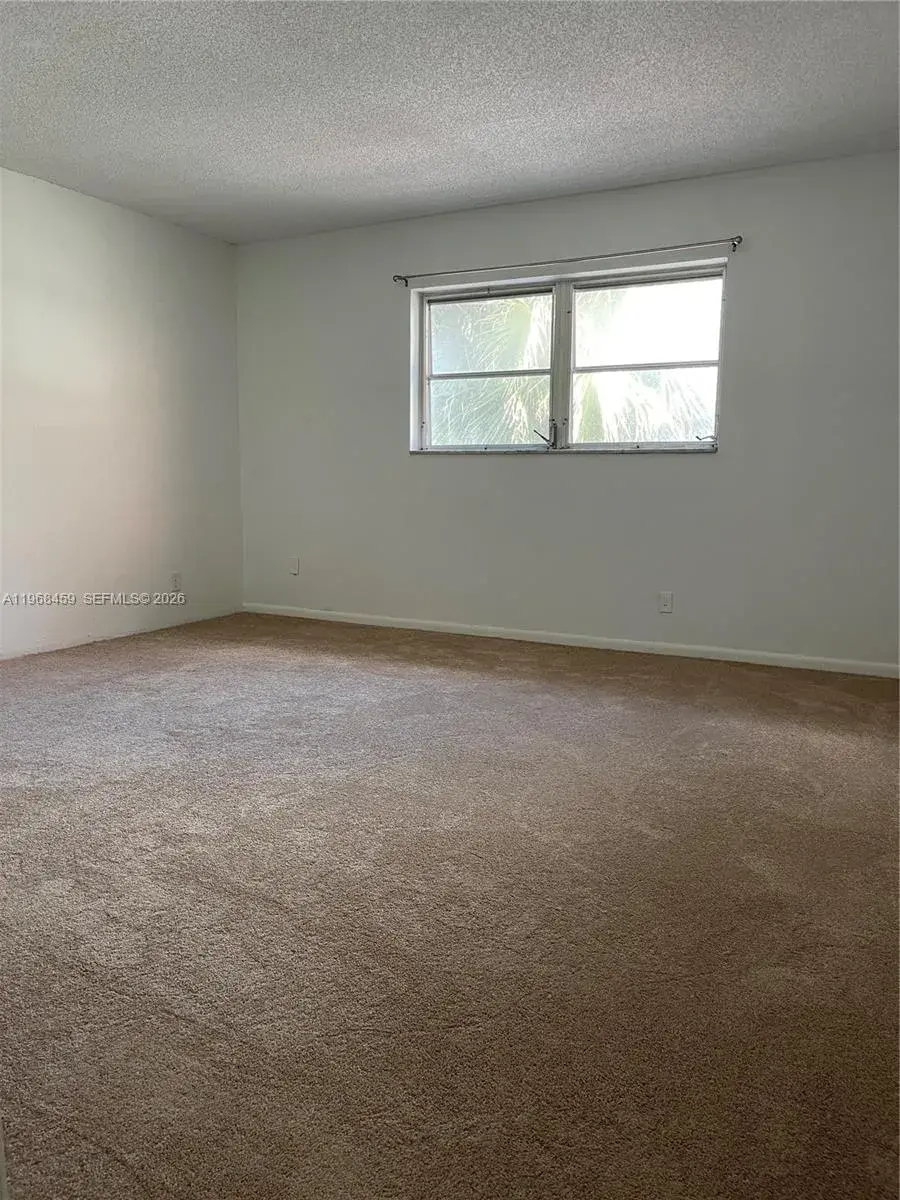 2251 NW 48th Ter # 215, Lauderhill FL 33313