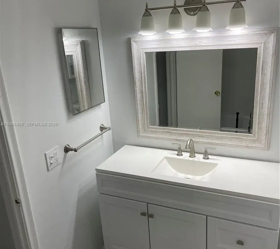 2251 NW 48th Ter # 215, Lauderhill FL 33313