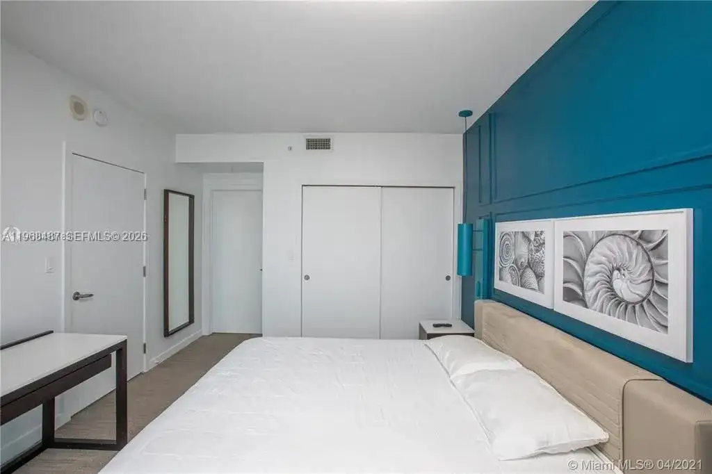 17315 Collins Ave # 2406, Sunny Isles Beach FL 33160 photo 2