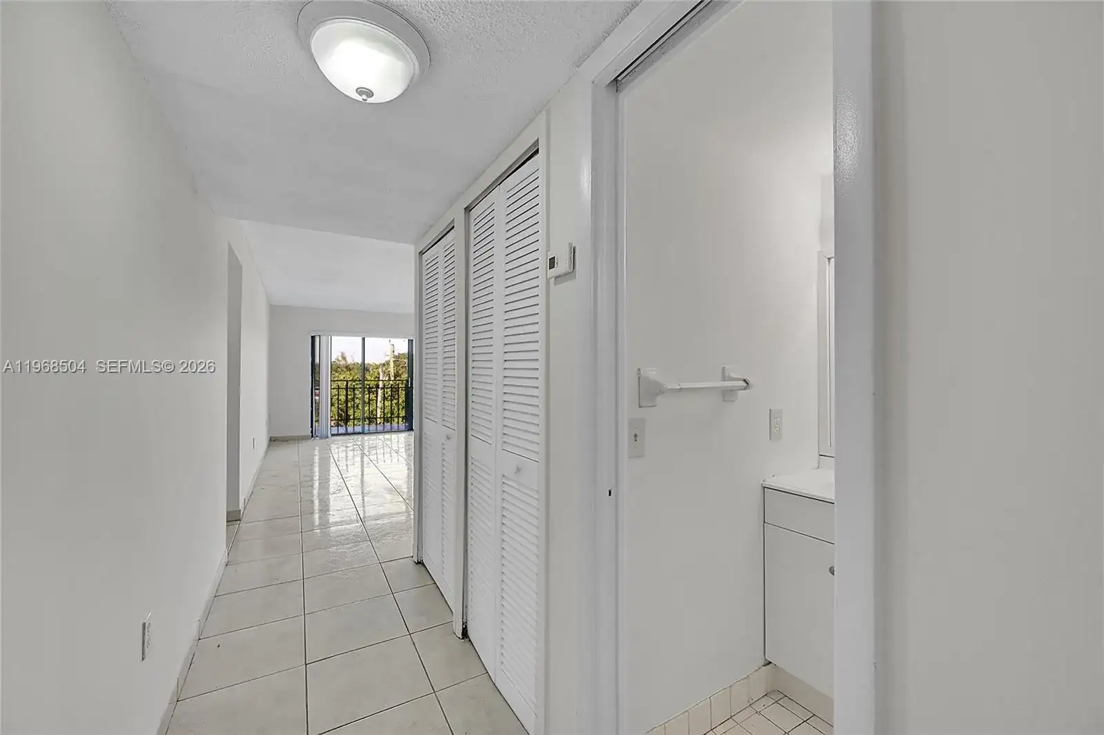 650 NE 149th St # 406A, Miami FL 33161 photo 3