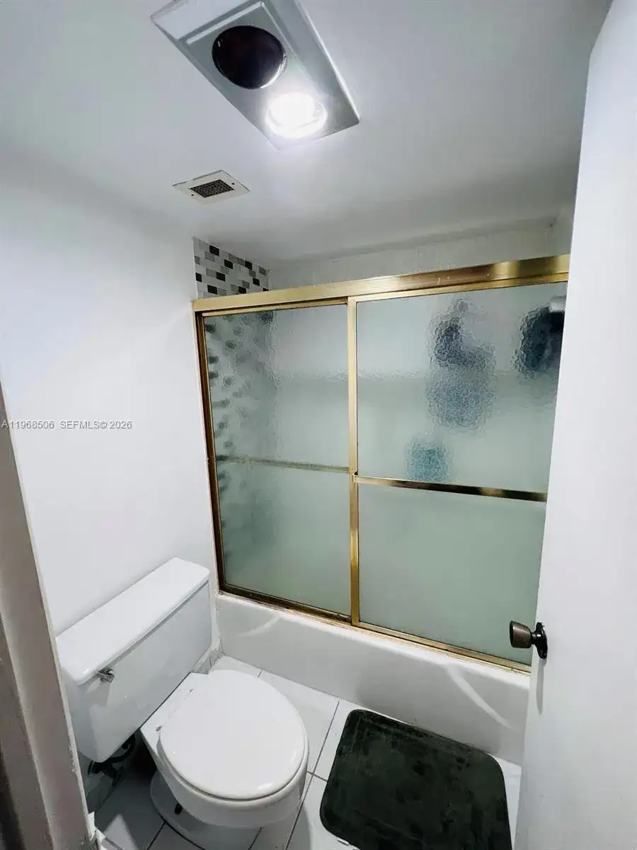 500 Bayview Dr # 1417, Sunny Isles Beach FL 33160 photo 5