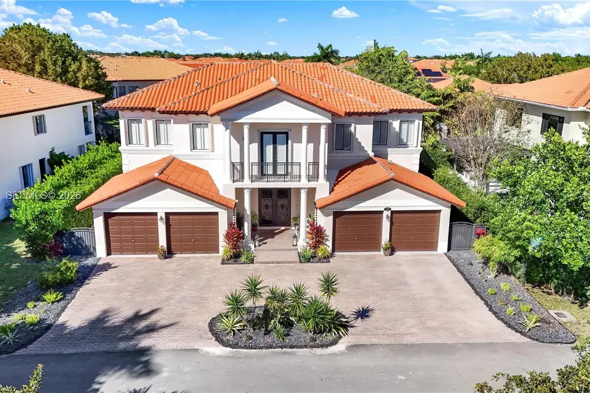 7823 SW 195th Ter, Cutler Bay FL 33157