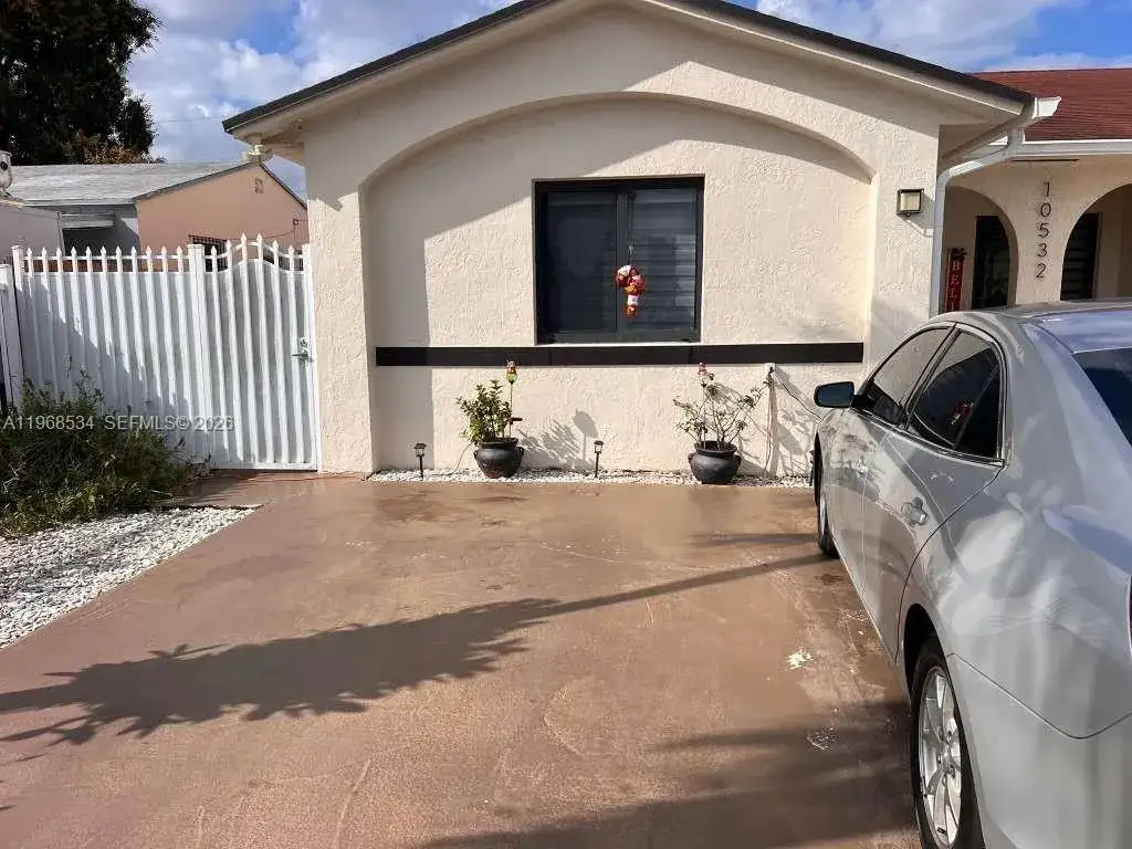 10532 NW 30th Ave, Miami FL 33147 photo 3