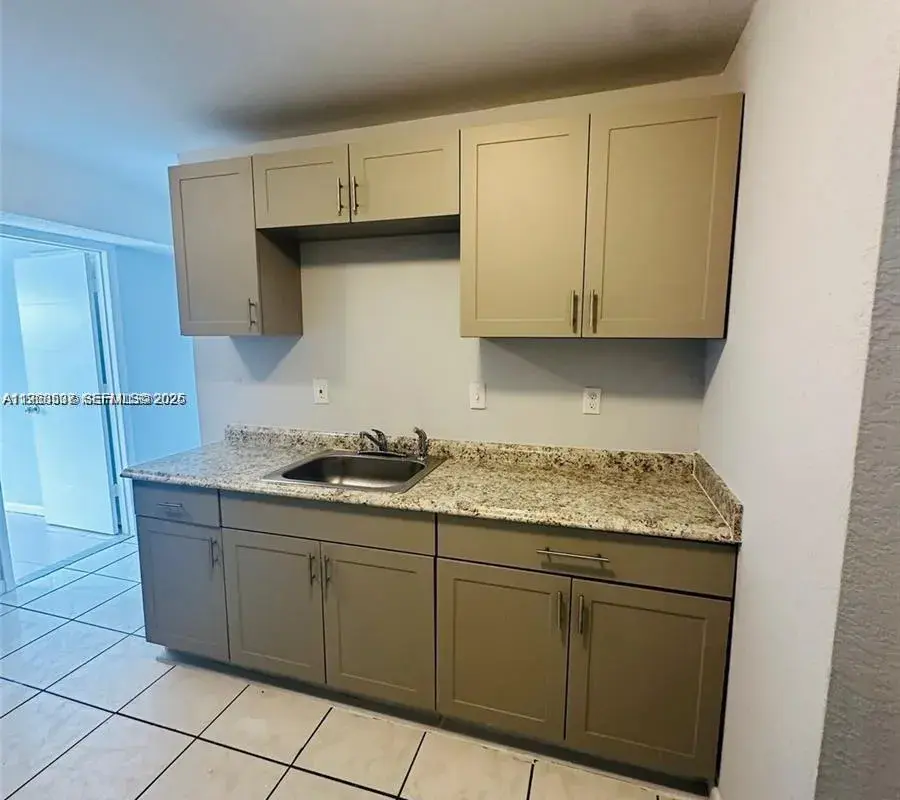 5 NE 16th Ct, Fort Lauderdale FL 33305