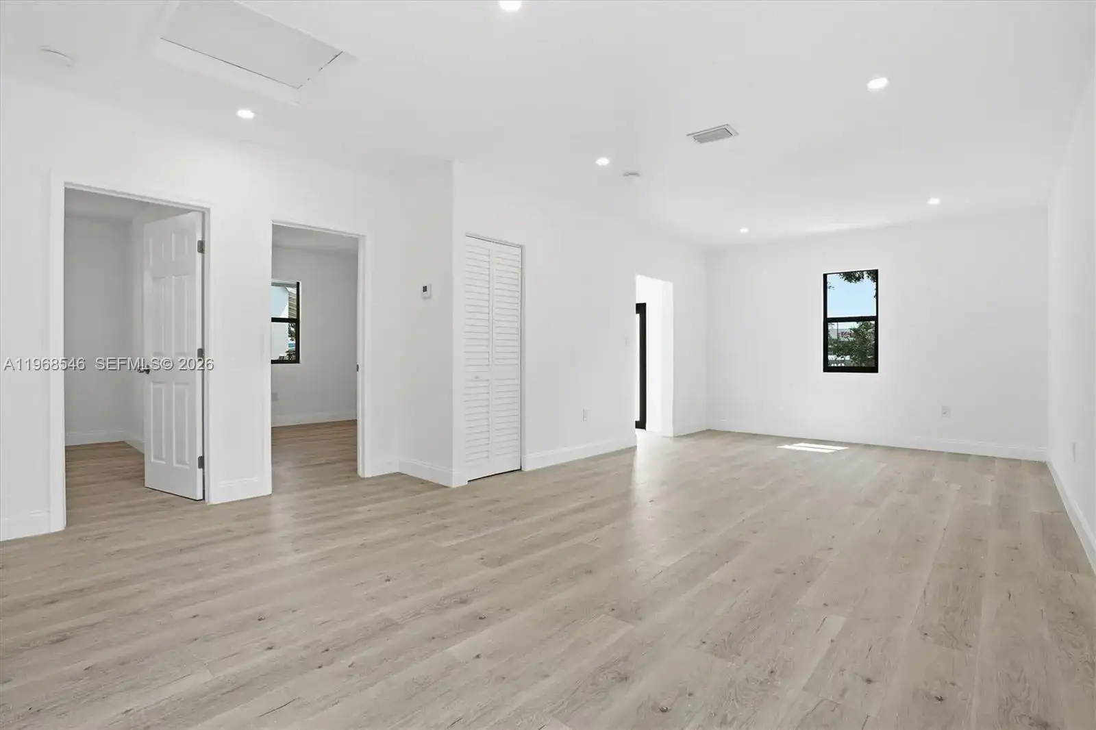 4237 SW 7th St, Miami FL 33134 photo 4