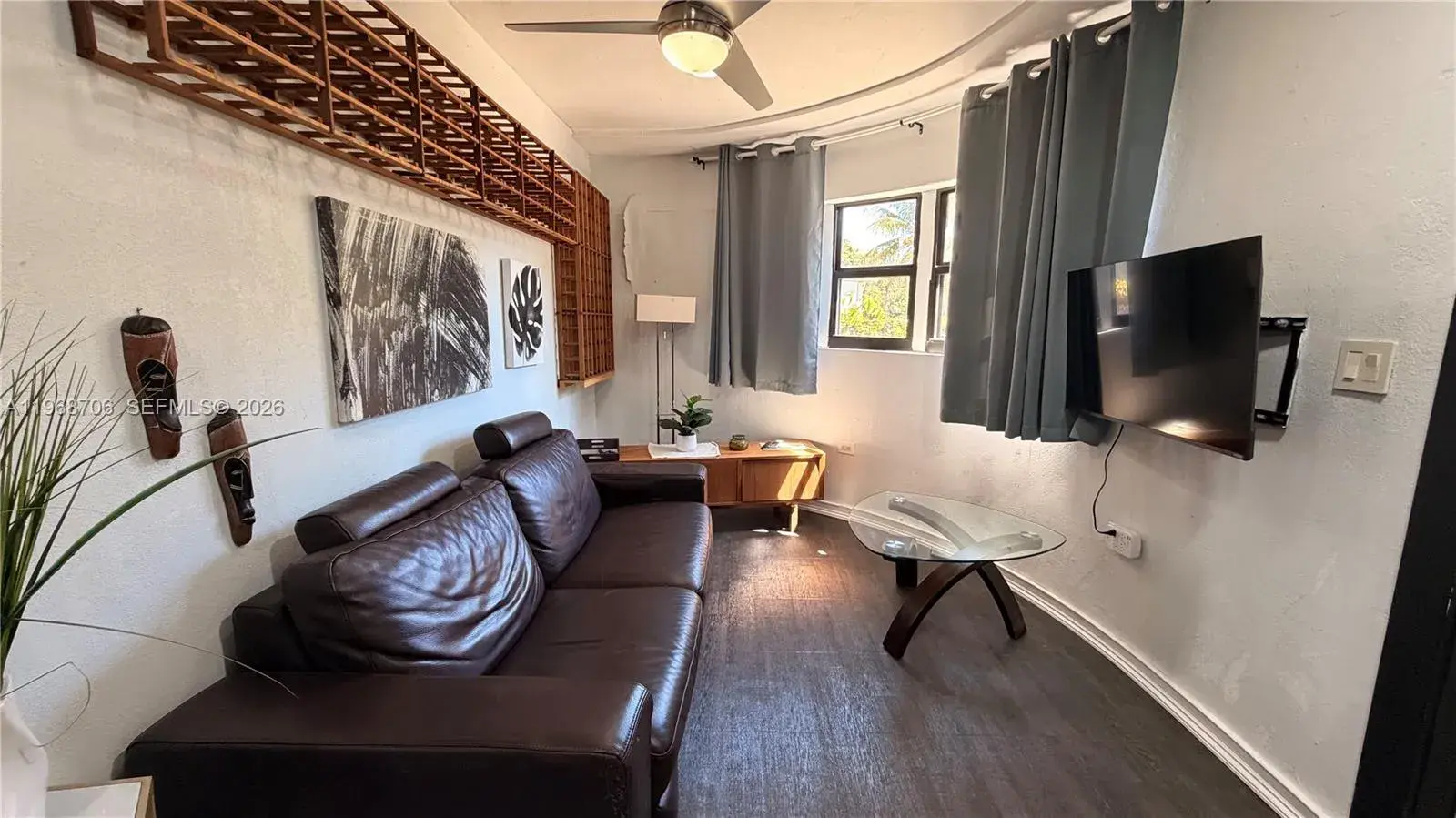 168 NW 53rd St # 2, Miami FL 33127