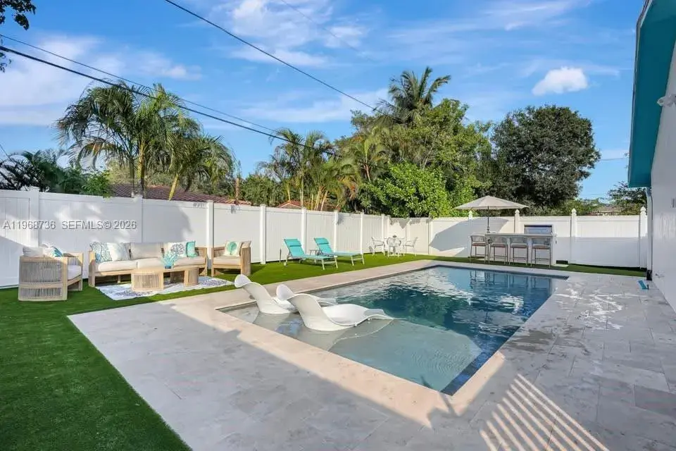1319 SW 30th St # B, Fort Lauderdale FL 33315