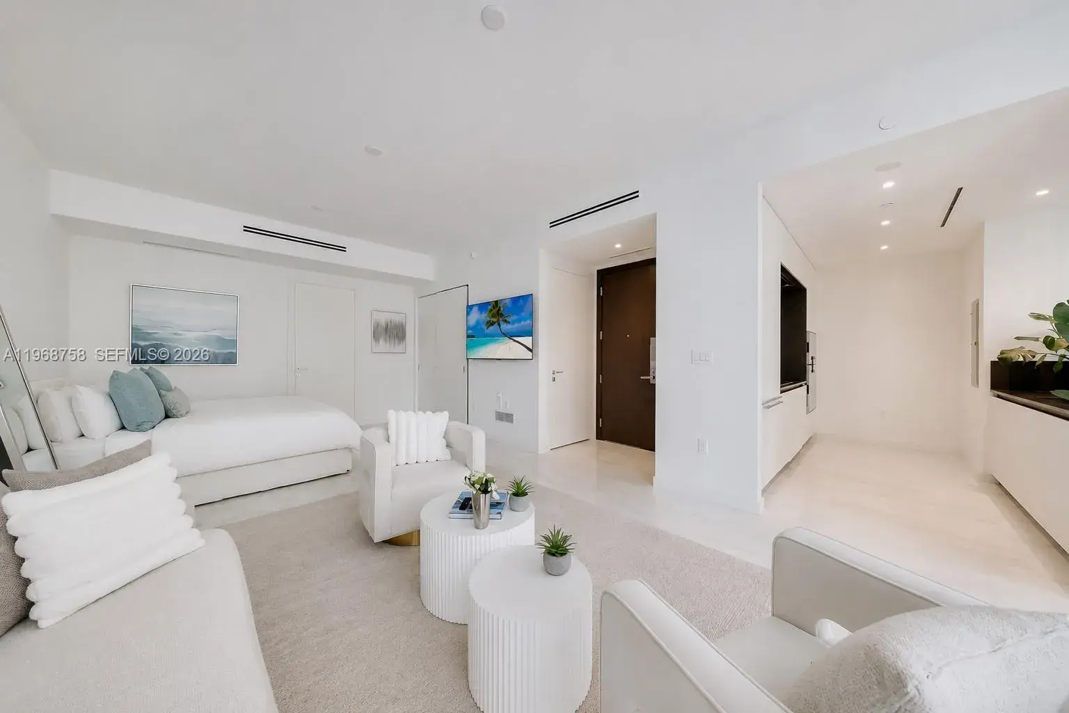 300 Biscayne Boulevard Way # 1105C, Miami FL 33131