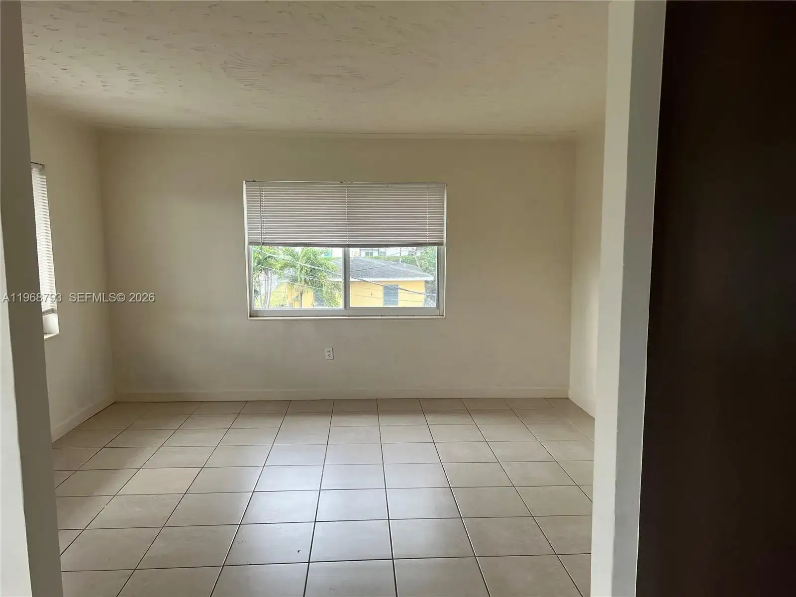 890 NW 22nd Ct # 890, Miami FL 33125 photo 3