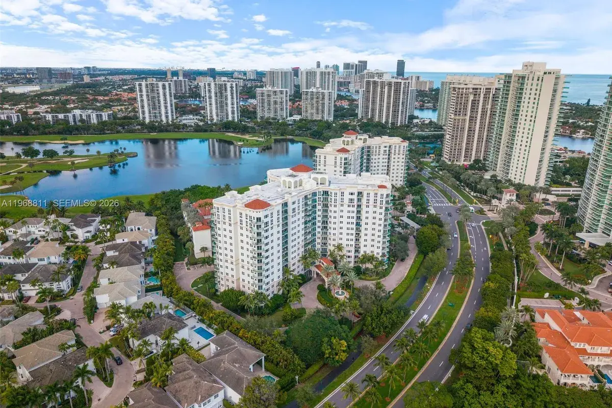 19900 E Country Club Dr # 616, Aventura FL 33180