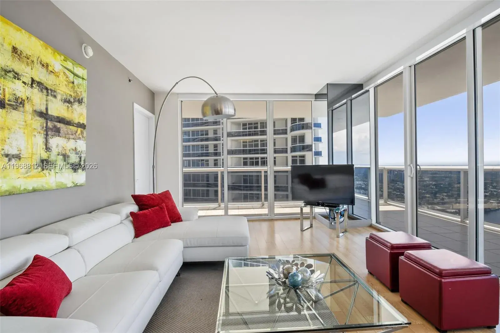1830 S OCEAN DR # 3906, Hallandale Beach FL 33009