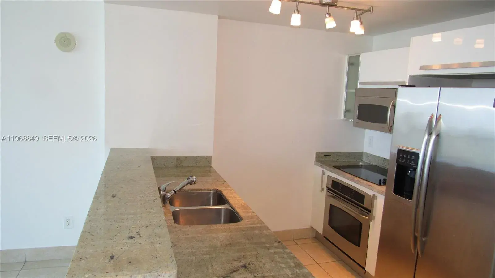 601 NE 36th St # 2308, Miami FL 33137