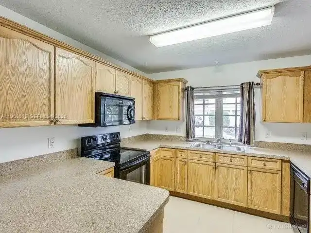 3836 Dove Landing Rd, West Palm Beach FL 33403