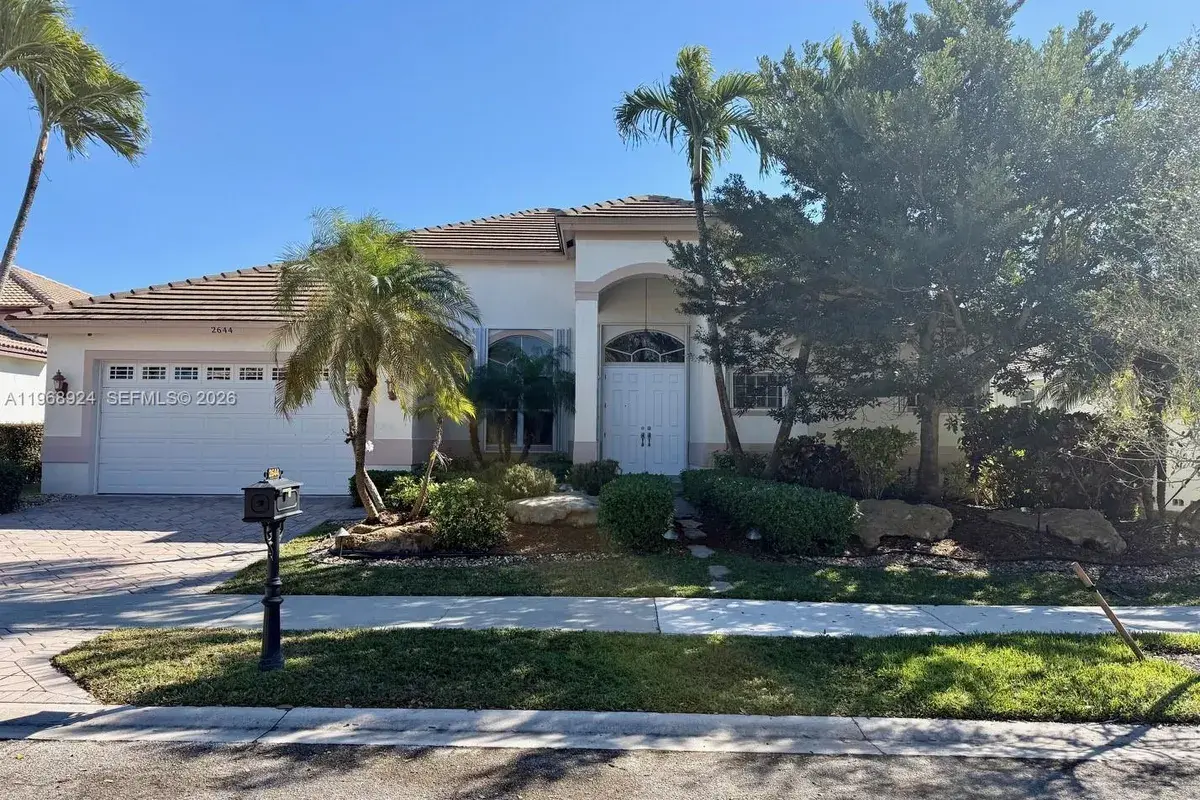 2644 Miller Ct, Weston FL 33332