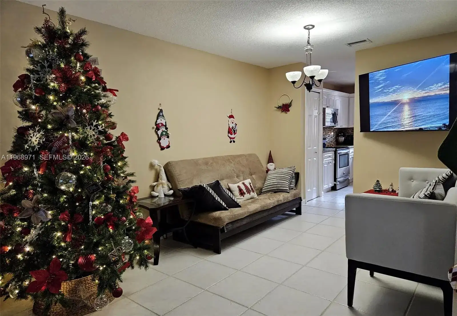 14070 S Forest Oak Cir, Davie FL 33325 photo 3