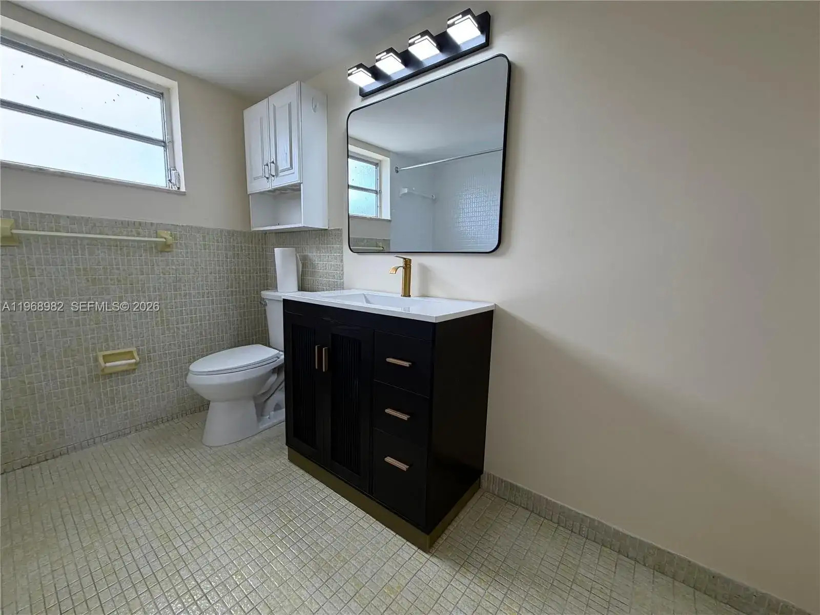 1690 NE 191st St # 1, Miami FL 33179 photo 5