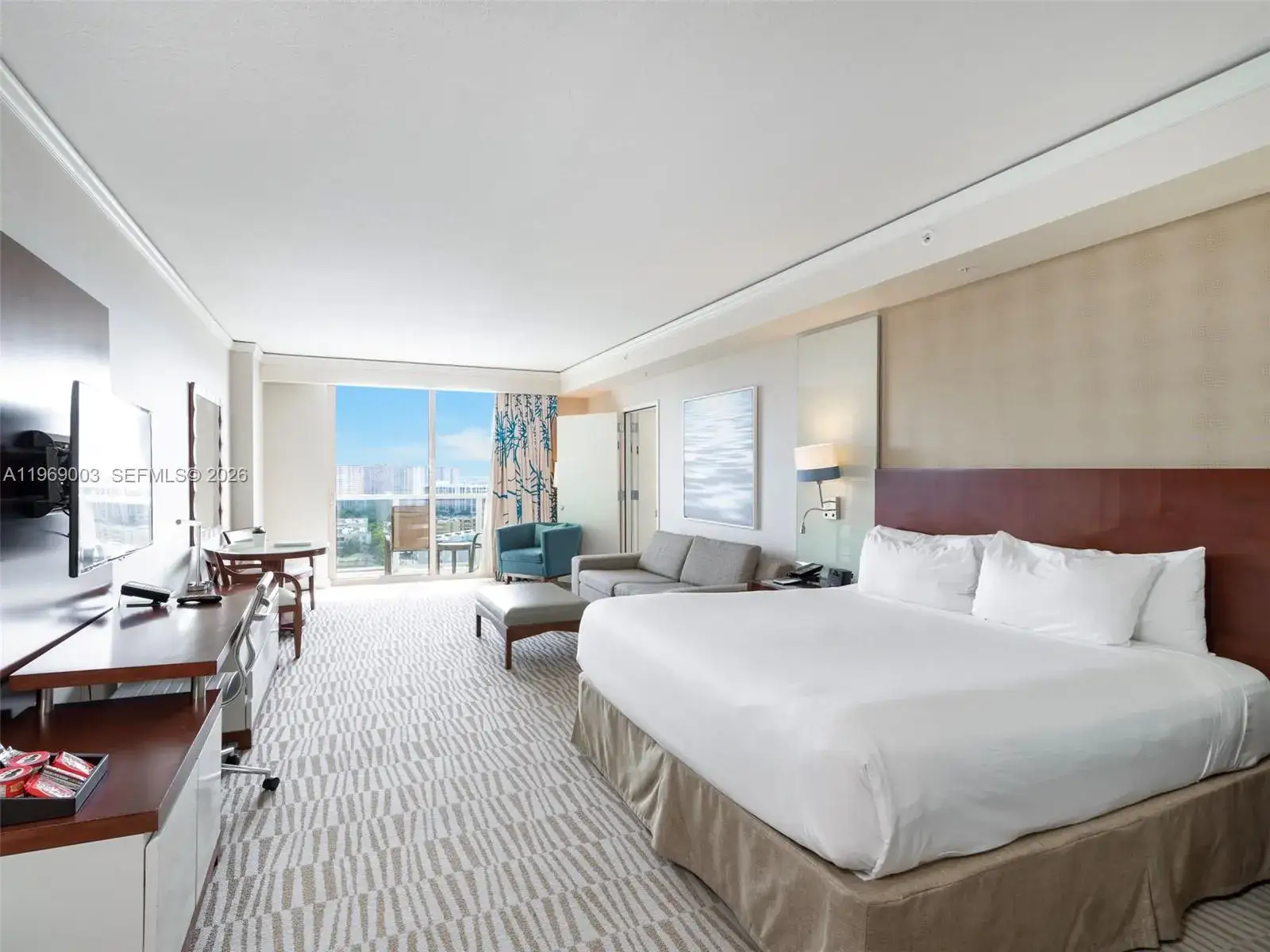 18001 Collins Ave # 1417, Sunny Isles Beach FL 33160