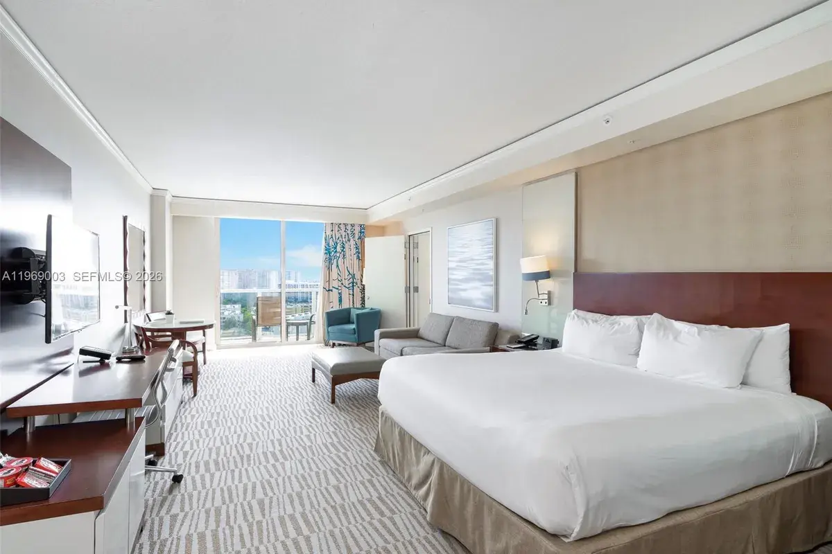 18001 Collins Ave # 1417, Sunny Isles Beach FL 33160